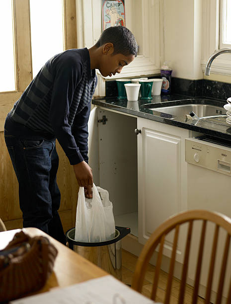 Best Basement Cleanout Services  in New Hampton, IA